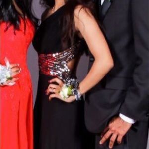 Full-Length One Shoulder Backless Prom Dress/Gown